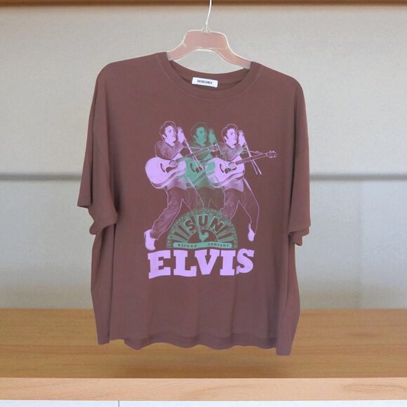 DAYDREAMER - Sun Records X Elvis Repeat -OS Tee, NWOT - Picture 1 of 10